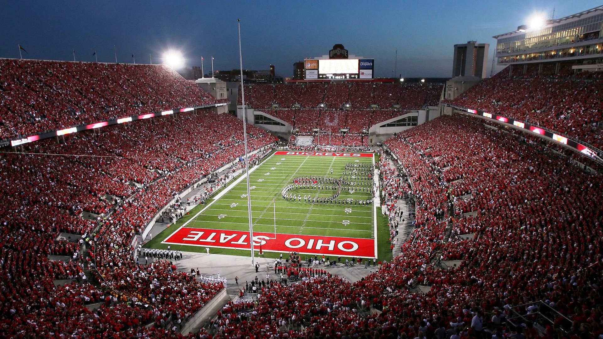 王者荣耀“荣耀之巅”年度总决赛盛大开启，年度荣耀盛典